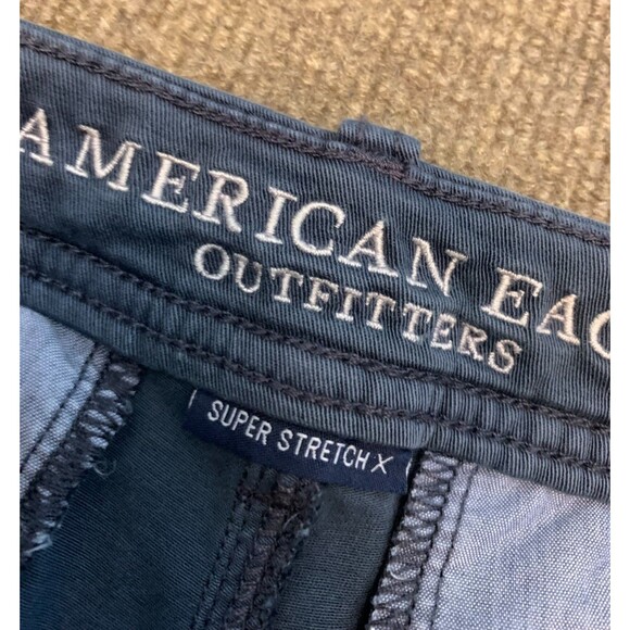 American Eagle Shorts Womens 8 Midi Stretch Flat Front Chino Navy Washed Cotton - Picture 7 of 9
